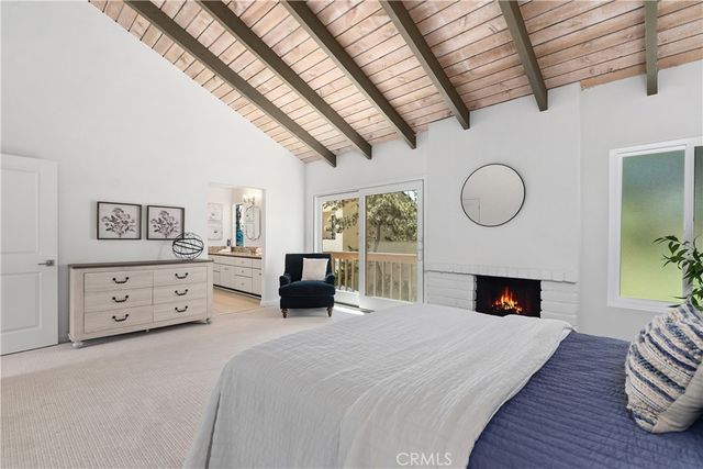 19 Whitewood, Irvine, CA 92612