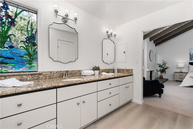 19 Whitewood, Irvine, CA 92612