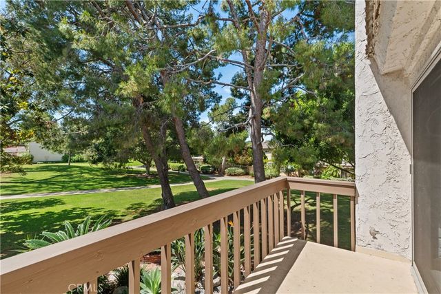 19 Whitewood, Irvine, CA 92612