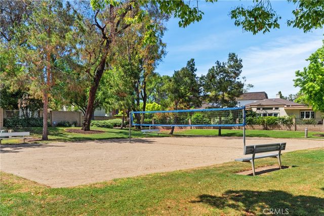 19 Whitewood, Irvine, CA 92612