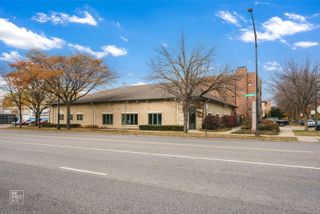 1900 W Peterson Avenue, Chicago, IL 60660