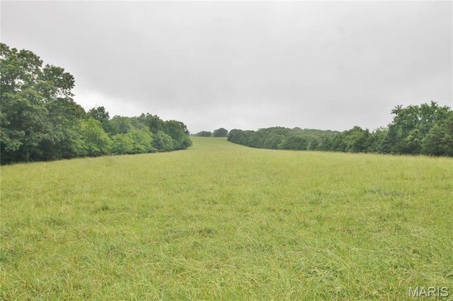 16288 Maries Road 303, Vienna, MO 65585