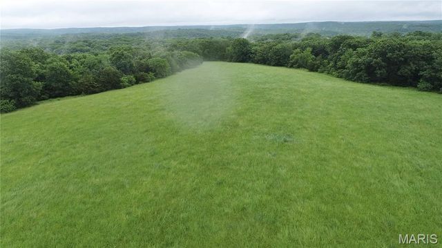 16288 Maries Road 303, Vienna, MO 65585