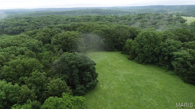 16288 Maries Road 303, Vienna, MO 65585