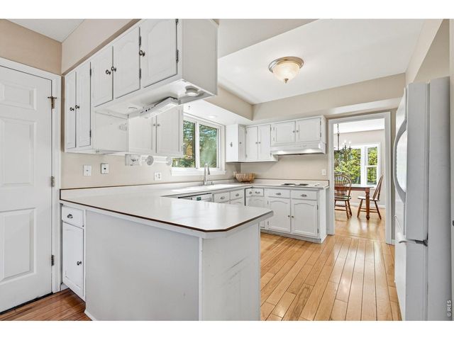 1271 Bellaire St, Broomfield, CO 80020