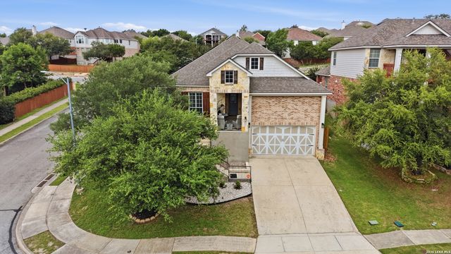 8306 Setting Moon, San Antonio, TX 78255
