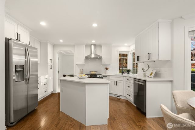 3435 214th Place SE, Sammamish, WA 98075