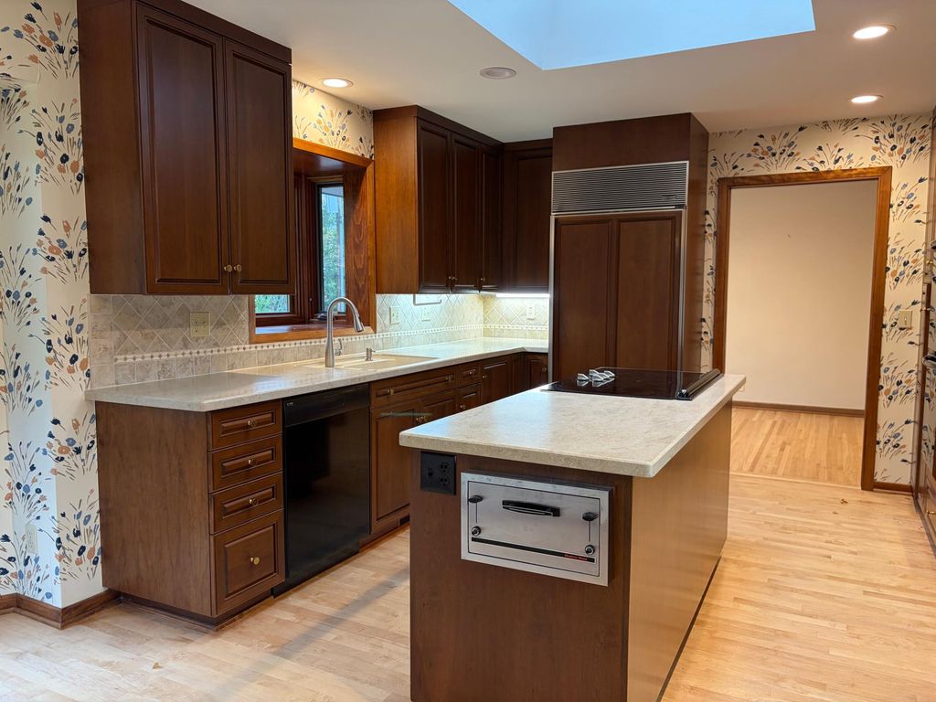 5932 Walnut Drive, Edina, MN 55436 — photo 4