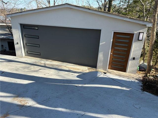 40 Lakeshore Drive, Berkeley Lake, GA 30096