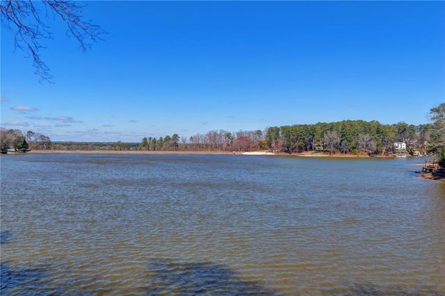 40 Lakeshore Drive, Berkeley Lake, GA 30096