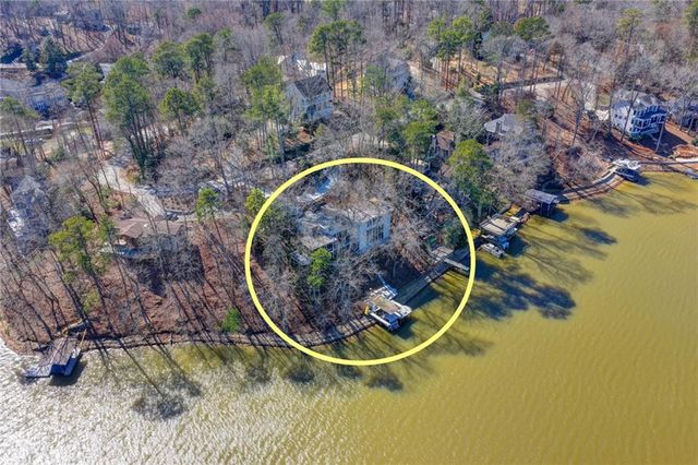 40 Lakeshore Drive, Berkeley Lake, GA 30096