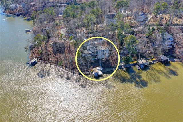 40 Lakeshore Drive, Berkeley Lake, GA 30096