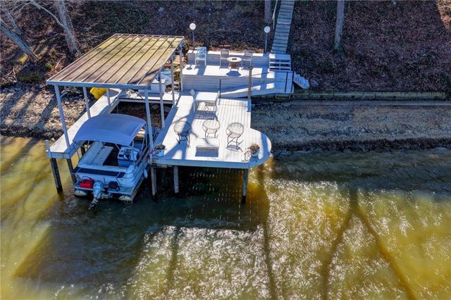 40 Lakeshore Drive, Berkeley Lake, GA 30096