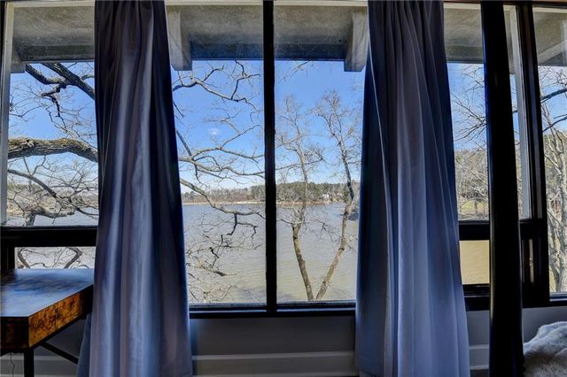 40 Lakeshore Drive, Berkeley Lake, GA 30096