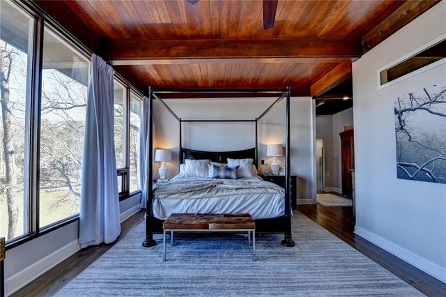 40 Lakeshore Drive, Berkeley Lake, GA 30096