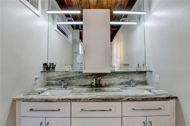 40 Lakeshore Drive, Berkeley Lake, GA 30096