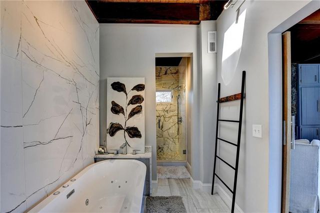 40 Lakeshore Drive, Berkeley Lake, GA 30096