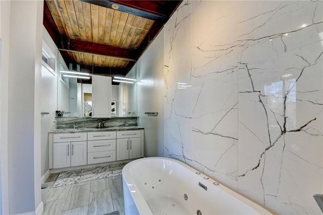 40 Lakeshore Drive, Berkeley Lake, GA 30096