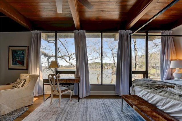 40 Lakeshore Drive, Berkeley Lake, GA 30096