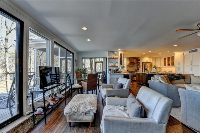 40 Lakeshore Drive, Berkeley Lake, GA 30096