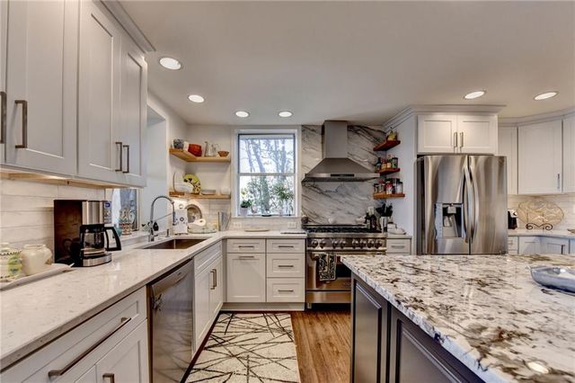 40 Lakeshore Drive, Berkeley Lake, GA 30096