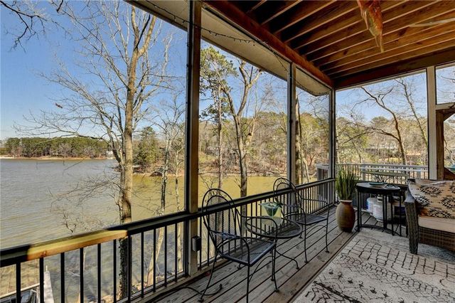 40 Lakeshore Drive, Berkeley Lake, GA 30096