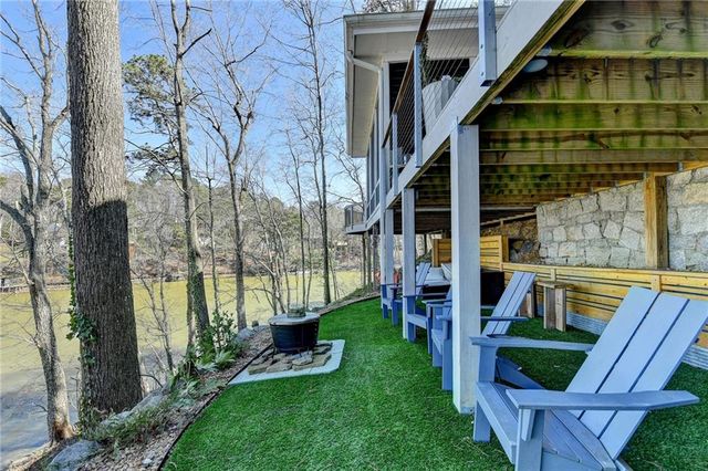40 Lakeshore Drive, Berkeley Lake, GA 30096