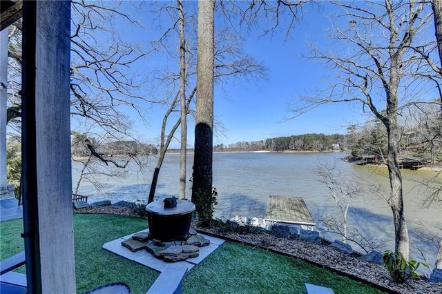 40 Lakeshore Drive, Berkeley Lake, GA 30096