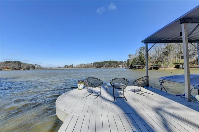 40 Lakeshore Drive, Berkeley Lake, GA 30096