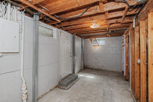 3905 Ontario Street, Ames, IA 50014
