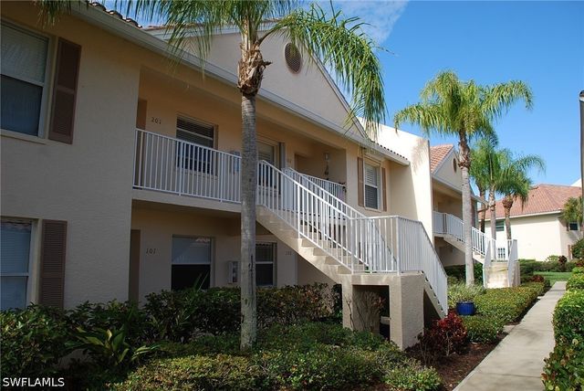 416 Valerie WAY 203, Naples, FL 34104