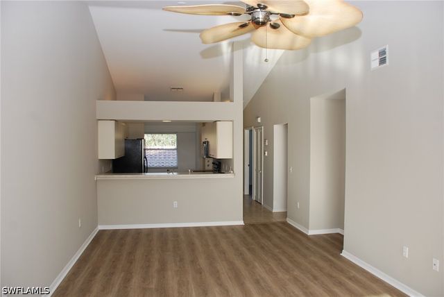 416 Valerie WAY 203, Naples, FL 34104