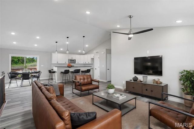 792 Atlantic Drive, Union, MO 63084