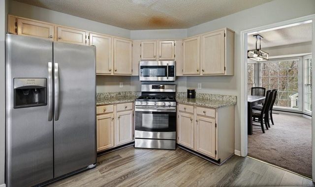 608 Adam Circle, Woodstock, GA 30188