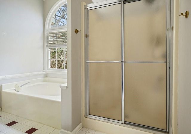 608 Adam Circle, Woodstock, GA 30188