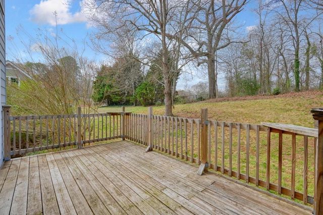 608 Adam Circle, Woodstock, GA 30188