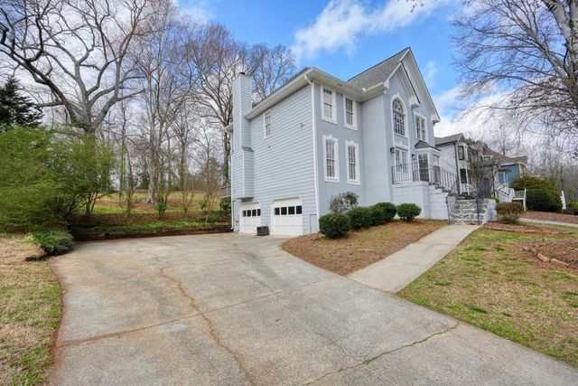 608 Adam Circle, Woodstock, GA 30188