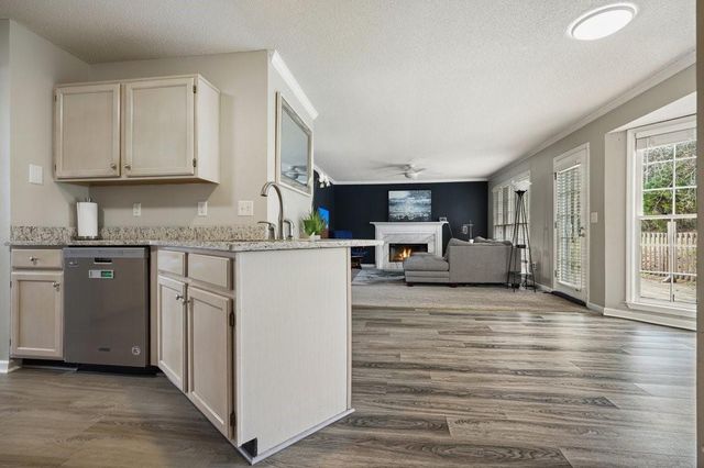 608 Adam Circle, Woodstock, GA 30188