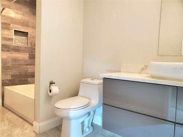 6522 HIDDEN BEACH CIRCLE, Orlando, FL 32819