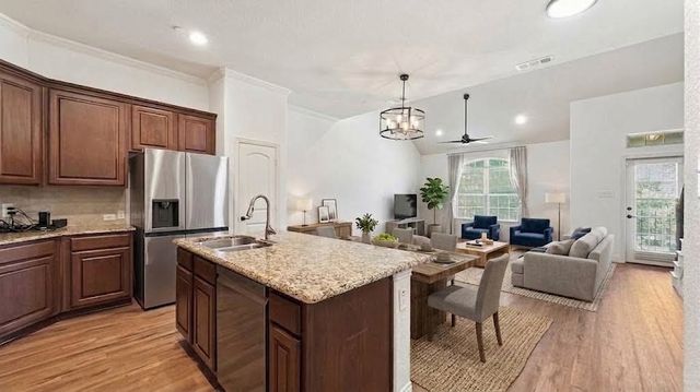 6468 Love Drive, Irving, TX 75039