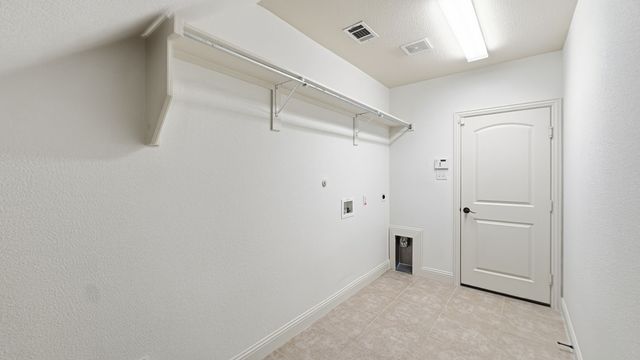 6468 Love Drive, Irving, TX 75039