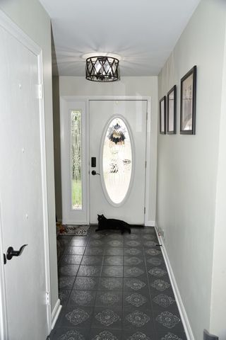 10501 S 81st Avenue, Palos Hills, IL 60465