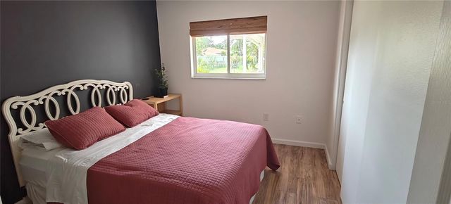 1016 RHODES AVENUE, Sarasota, FL 34237