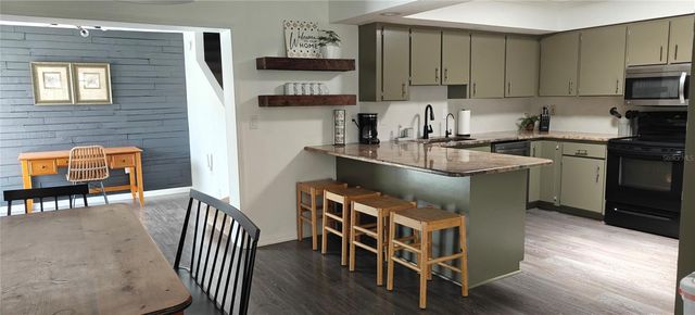 1016 RHODES AVENUE, Sarasota, FL 34237