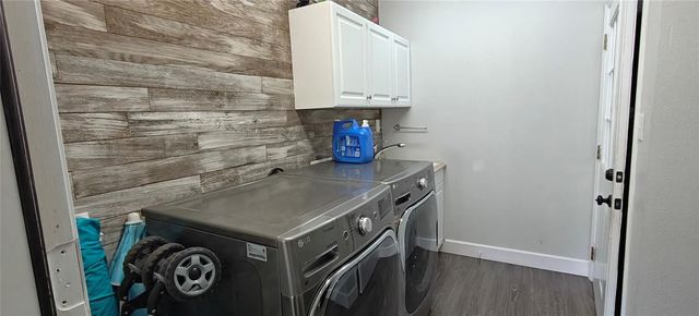 1016 RHODES AVENUE, Sarasota, FL 34237