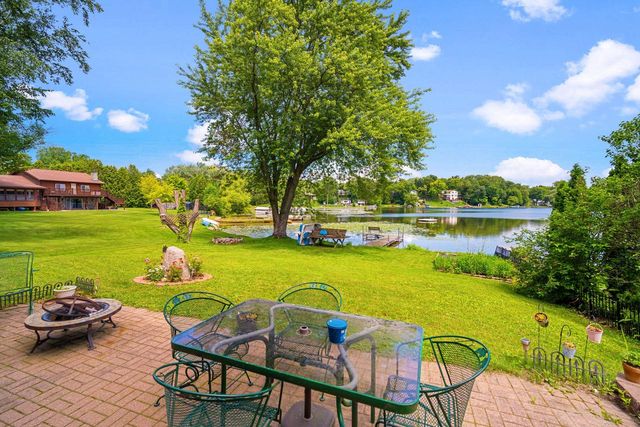 2530 Wallace Lake ROAD, West Bend, WI 53090