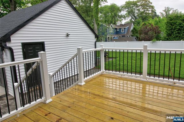 890 Oradell Avenue, Oradell, NJ 07649