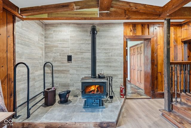 8330 S 750 W, Pendleton, IN 46064