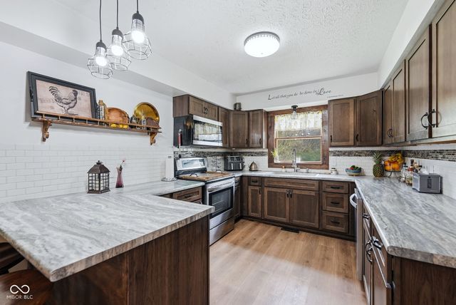 8330 S 750 W, Pendleton, IN 46064