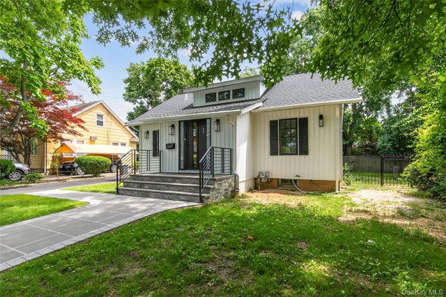 367 Summit Avenue, Cedarhurst, NY 11516